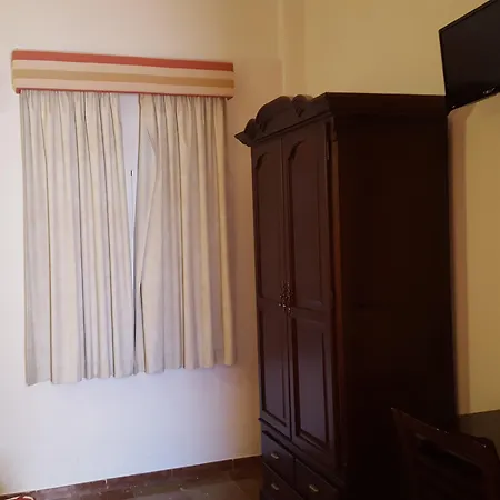 ホテル San Cayetano