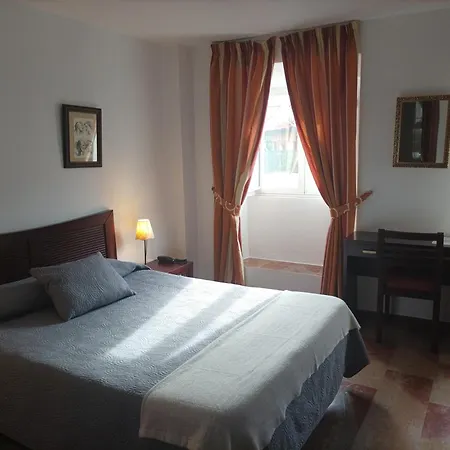San Cayetano Hotel