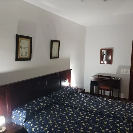 Hotel San Cayetano 2*