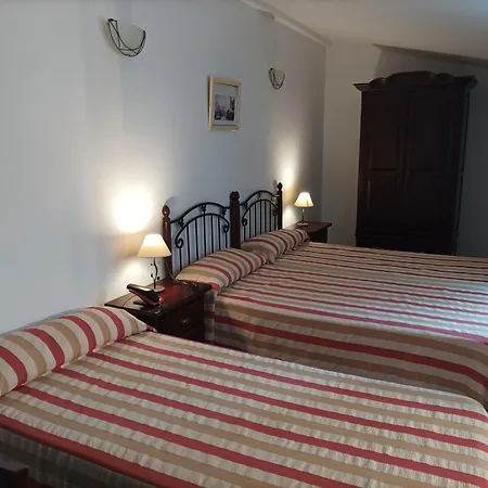 Ξενοδοχείο San Cayetano 2*