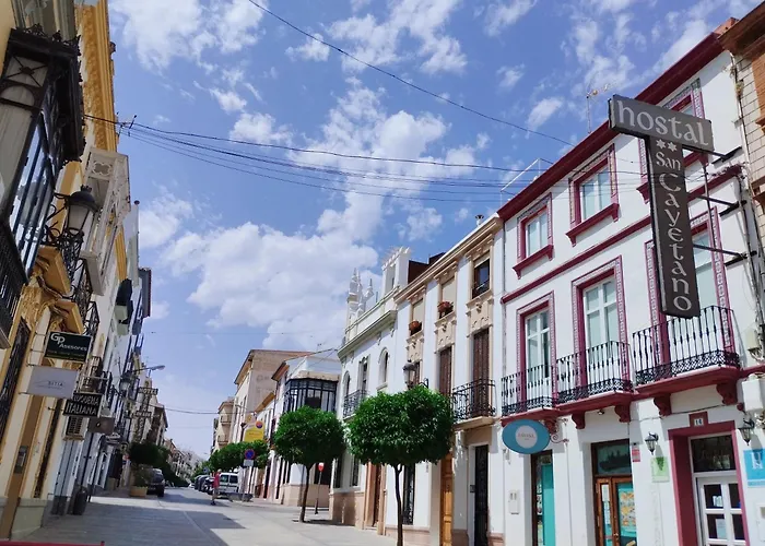 San Cayetano Hotel 2*