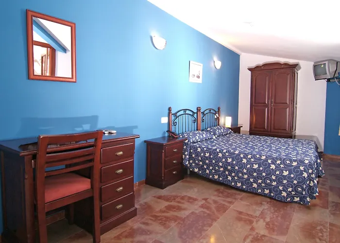 Hotell San Cayetano 2*