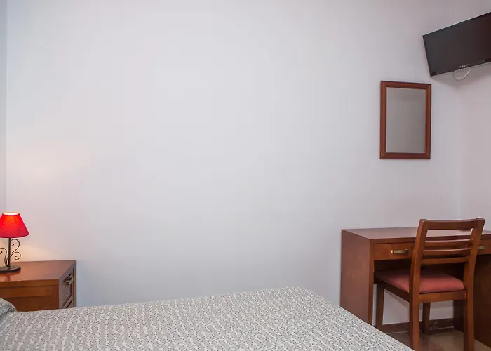 Hotell San Cayetano 2*